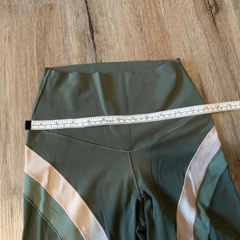 Aerie striped yoga tight leggings in olive green tan - size small women - Picture 4 of 5